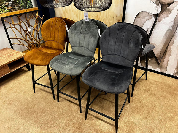4 stuks barstoelen Fast Hunter groen stof (Magazijn sale)
