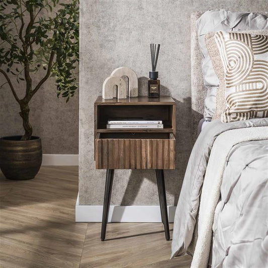 Nachtkastje Carve 1 lade  / Massief acacia drift brown