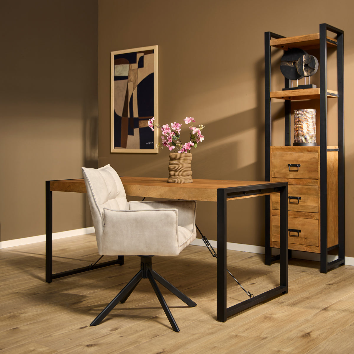 Eettafel mangohout 140x80x76 cm (magazijn opruiming)