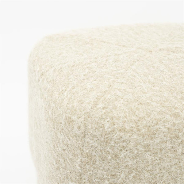 Poef Kelso By-Boo  - Taupe stof 40x40x40 cm