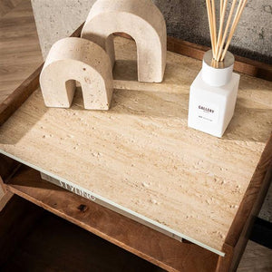 Nachtkastje hangend open vak Nuovo travertin / Massief mango zandkleur