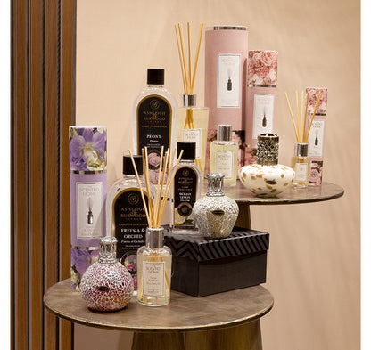 Ashleigh & Burwood Cadeauset - Luminosity Geurlamp + Sicilian Lemon olie