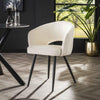 Eetkamerstoel met armleuning salon.  Boucle stof wit