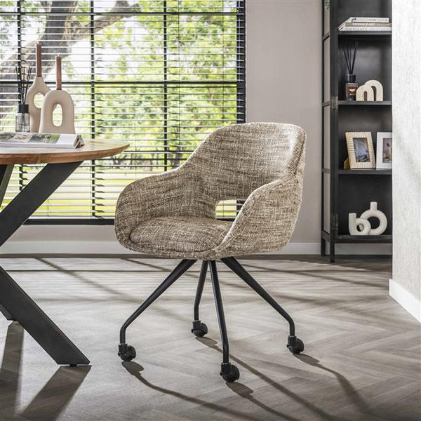 Armstoel spring wieltjes Eagle stof zandkleur