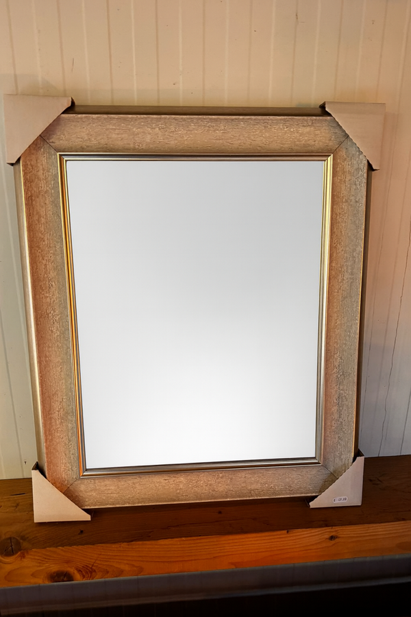 Luxe spiegel grijs/goud 54x65 cm facet geslepen  (magazijn opruiming)