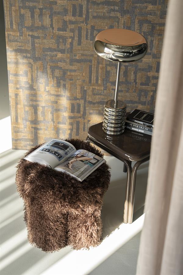 Poef/stoel Doodly By-Boo  - Donker bruine doodle stof