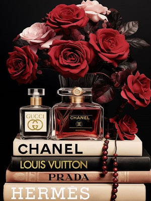Glasschilderij Louis Vuitton/Chanel/Prada boeken 60x80 cm