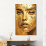 Glasschilderij Gouden vrouw close-up  80x120 cm