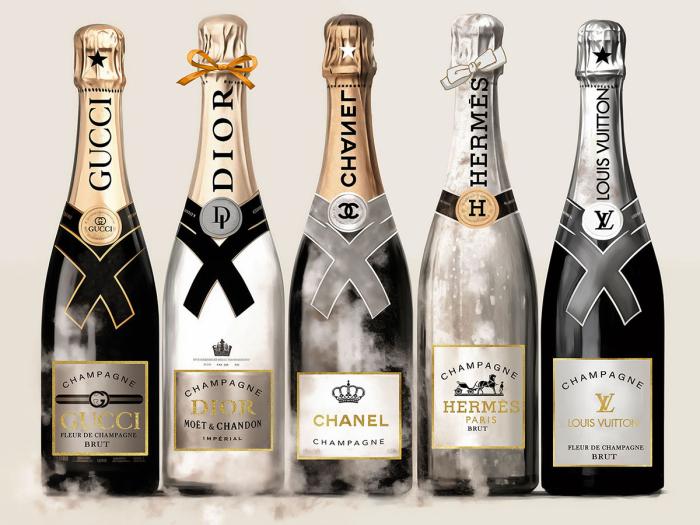 Glasschilderij Fashion Champagne flessen Gucci/Dior/Louis Vuitton 120x80 cm