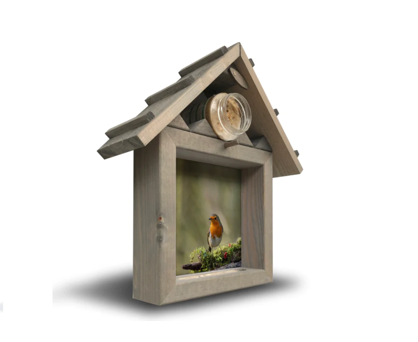 Vogelvoederlijst peanut medium (40x35 cm) - Roodborst op mostak