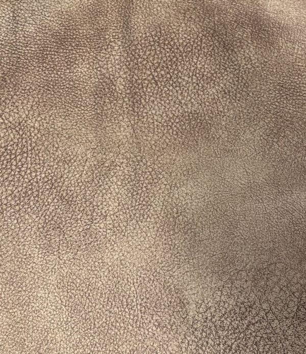 Eetkamerstoel Puck met armleuning op poten - Leverbaar in 6 kleuren