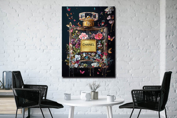 Glasschilderij  Parfum met bloemen 60x80cm