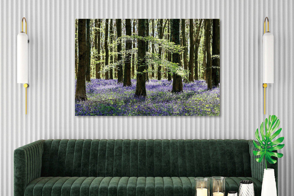 Glasschilderij  Bos met paarse bloemen 120x80 cm