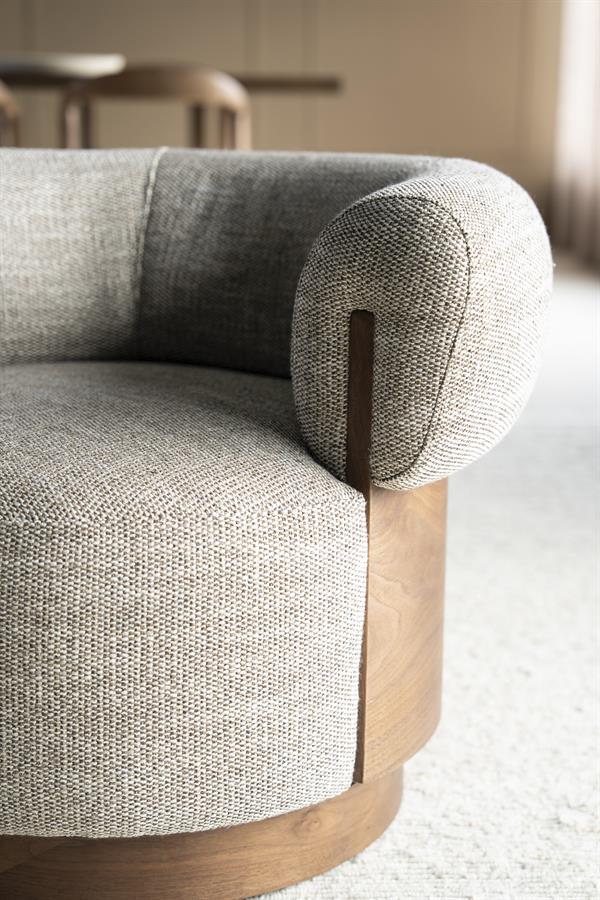 Fauteuil Nila Eleonora bruin hout  - Vanu stof taupe