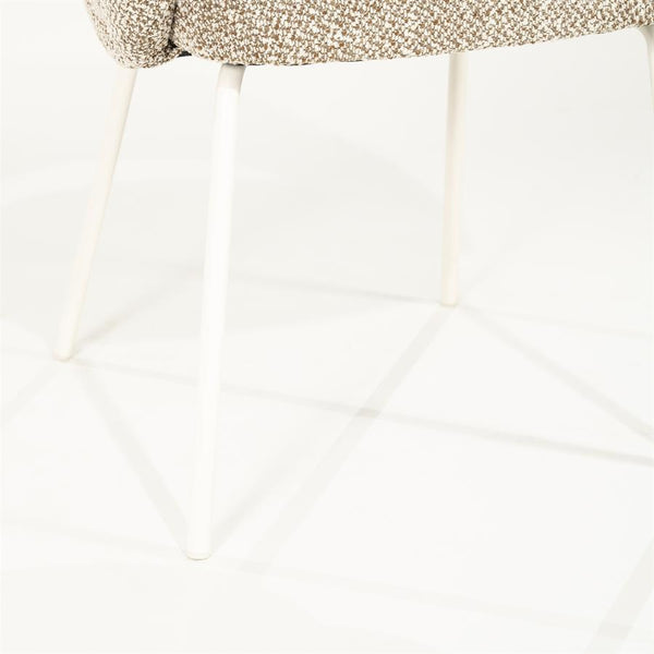 Eetkamerstoel Story By-Boo met armleuning - Stof tofa bruin lichte poten