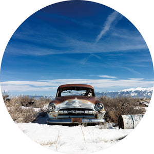 Glasschilderij auto in winterlandschap Ø80 cm (magazijn sale)