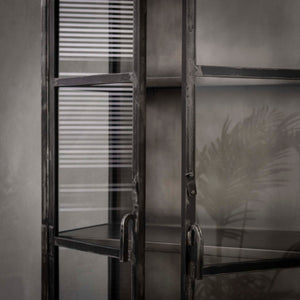 Vitrinekast Rift metal 2 deuren