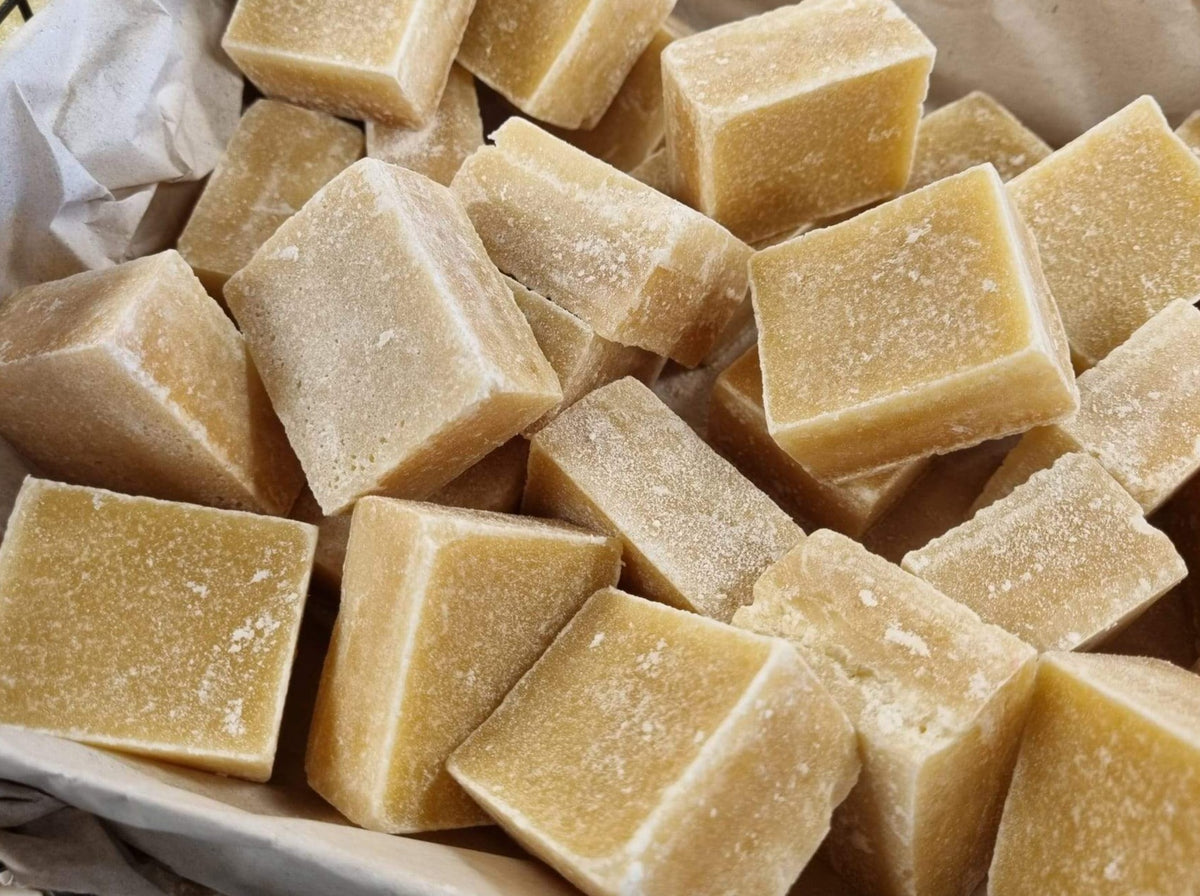 Amberblokje patchouli maroc (3 stuks ‎€10,-) van Kolony